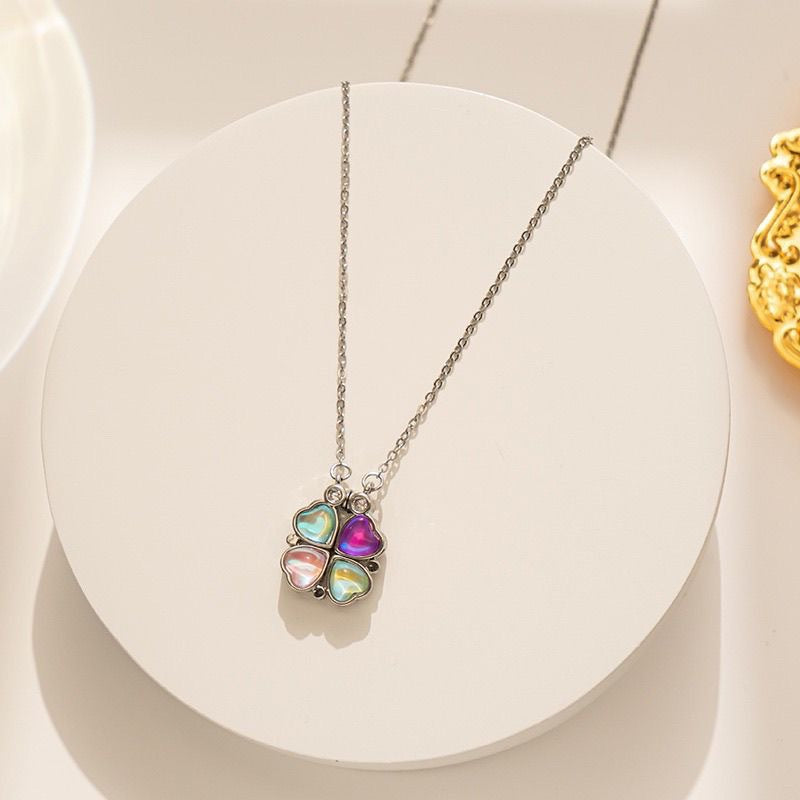 Summer Mori Style Fresh Clover Female Light Luxury Minority Design Bracelets