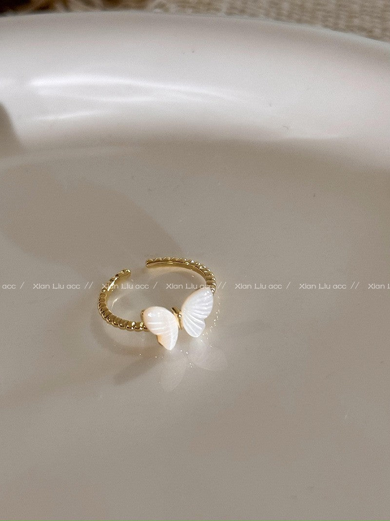 Pearl Zircon Female Niche High-grade Simple Light Luxury Rings