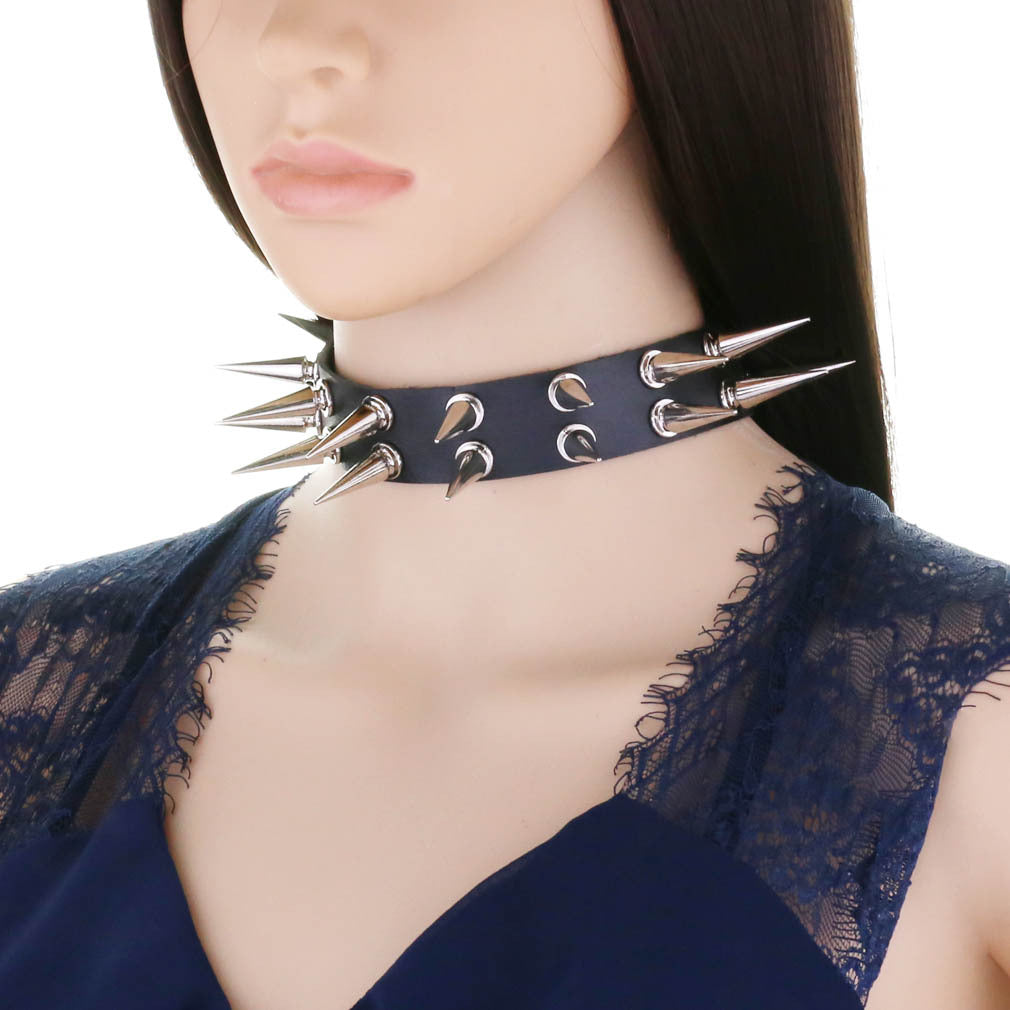 Creative Double Row Rivet Pointed Nail Collar