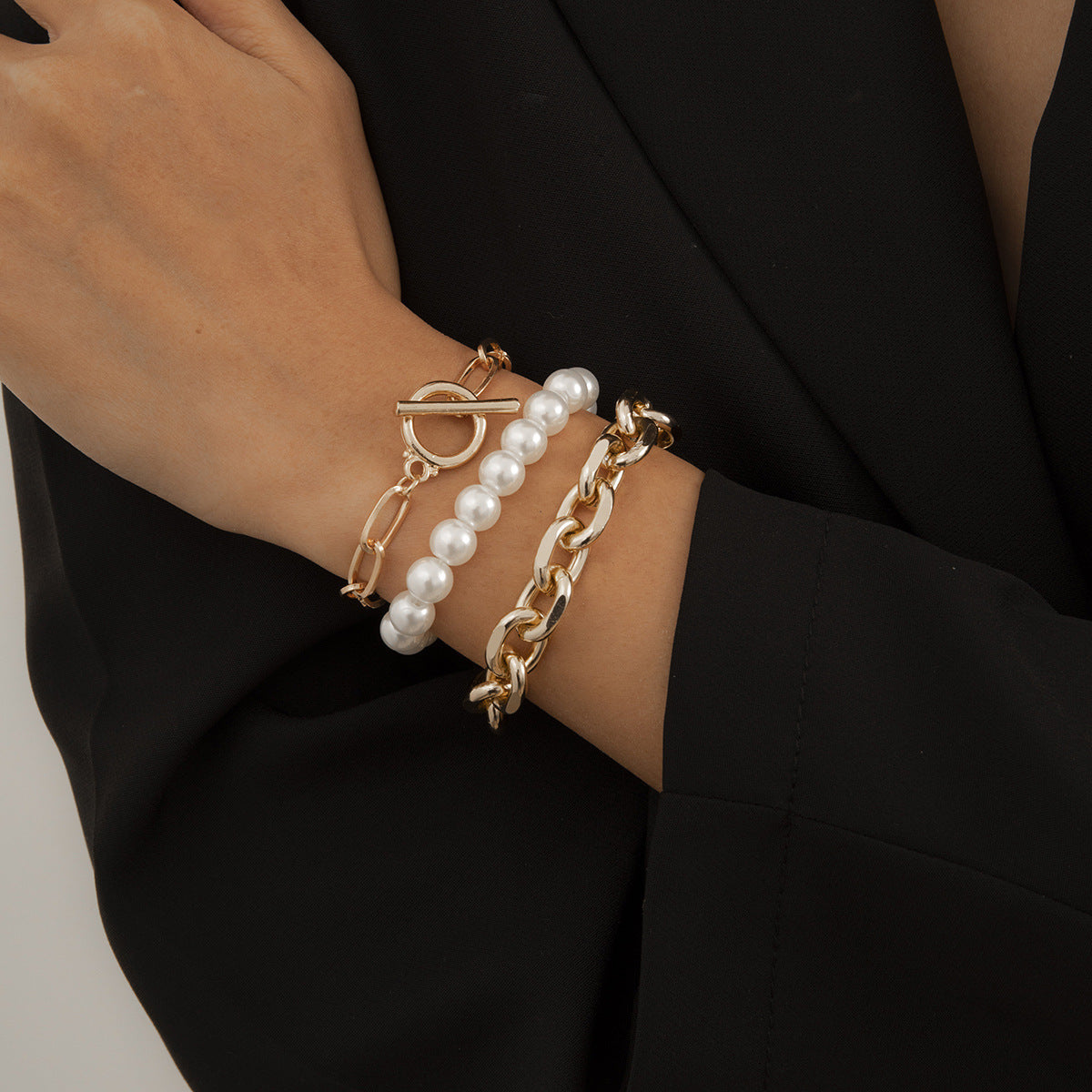Baroque Imitation Pearl Beaded Vintage Elegant Metal Chain Bracelet