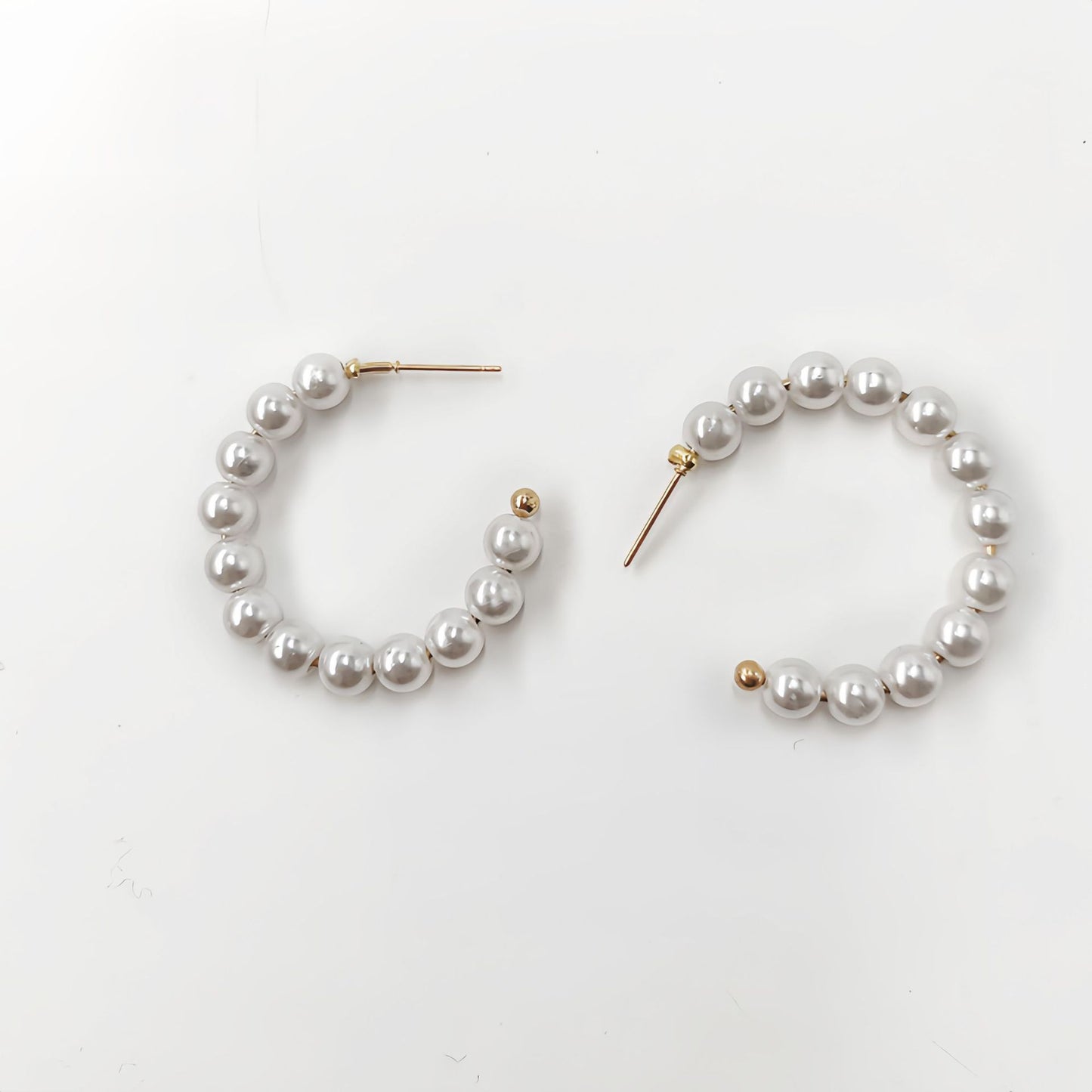 Women's Style Shaped Semicircle Pearl For Light Earrings