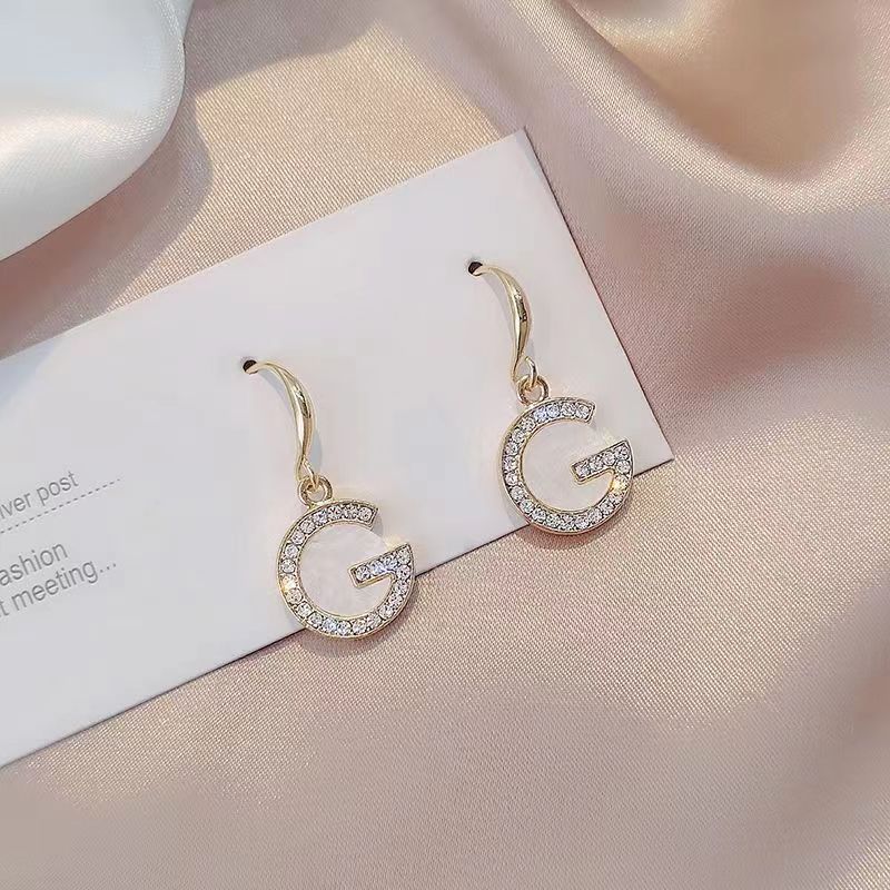 Design Style Letter Simple Cold Elegant Shell Female Sier Ear Hook
