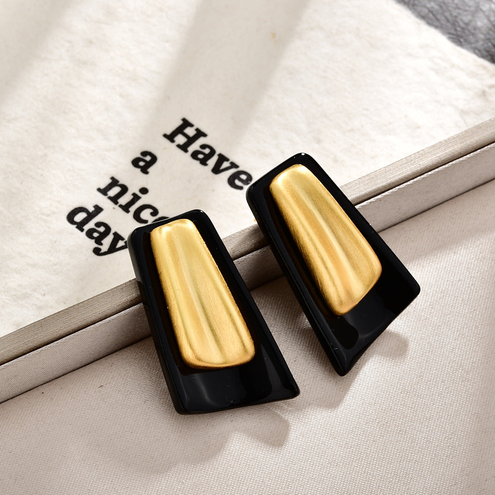 Women's Fashion Personality Geometry Commuter For Cold Style Stud Earrings
