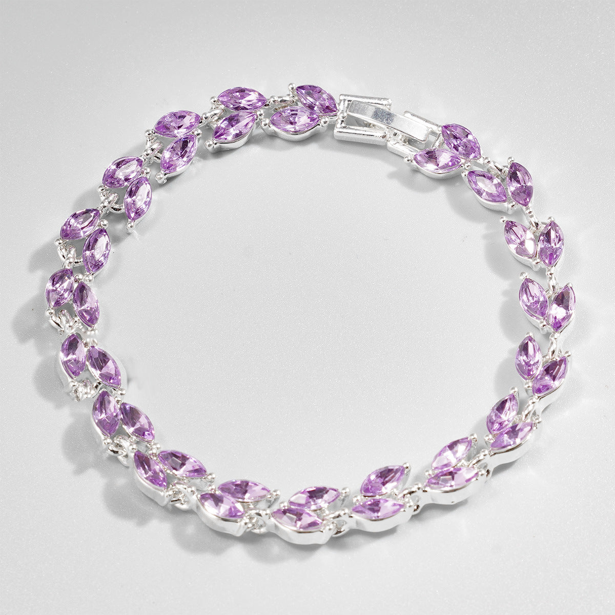 Green Zircon Female Small Willow Leaf Crowd Bracelet