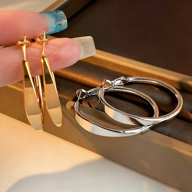 Fashion Exaggerated High Sense Circle Metal Bracelets