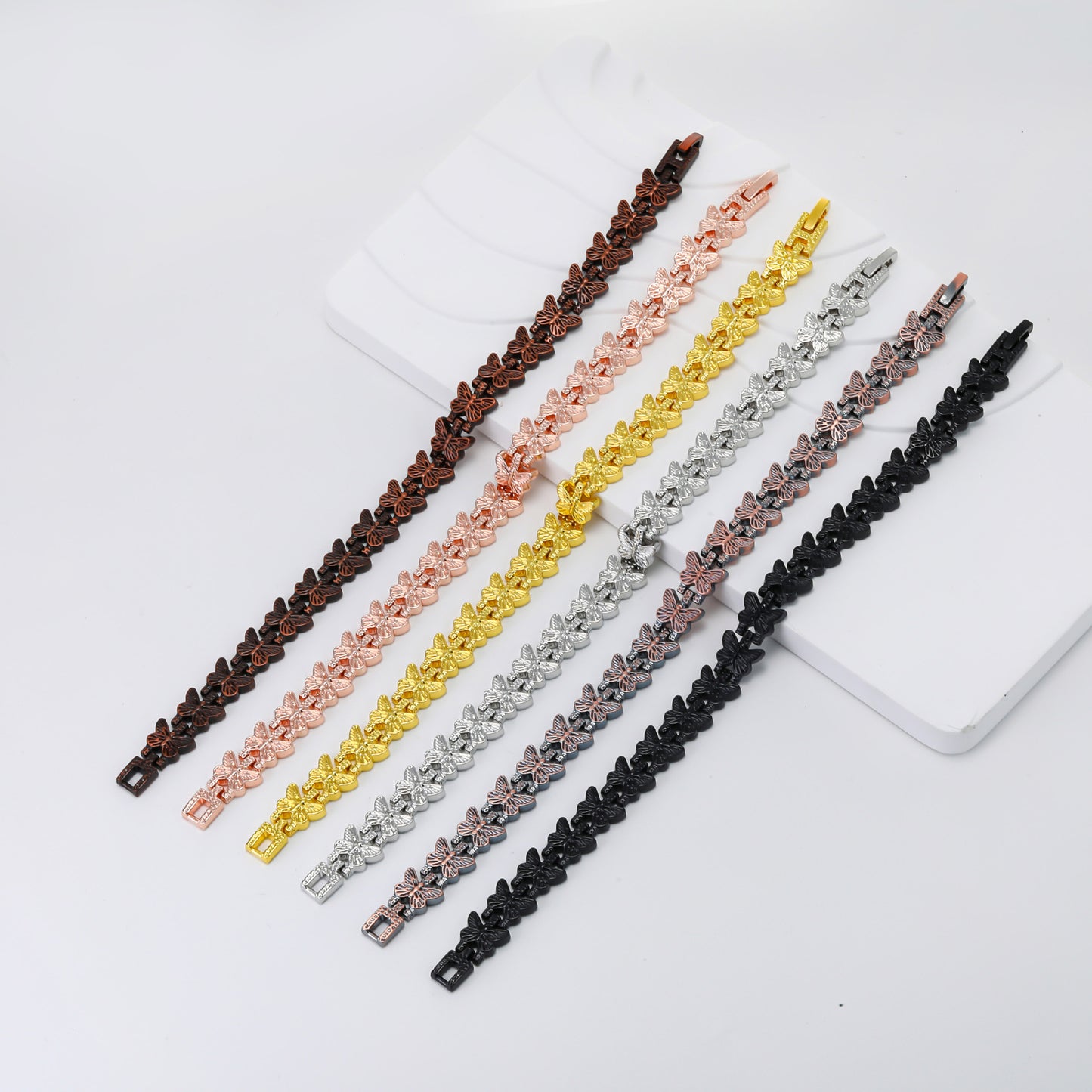 Women's Bronze Magnet Fashion Retro Detachable Couple Bracelets