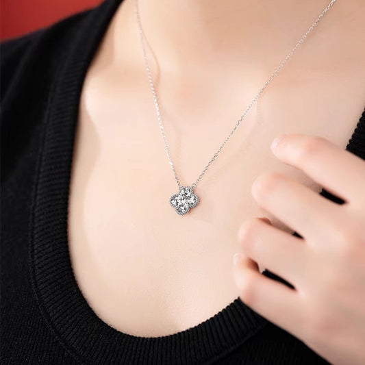 Four-leaf Clover Crushed Female Clavicle Chain Special Interest Light Necklaces