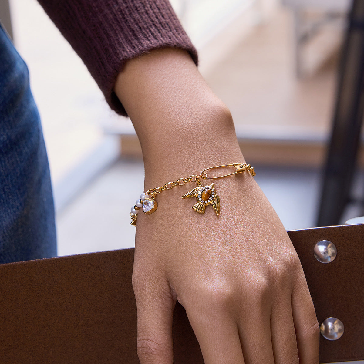 Women's Stainless Steel Pearl Tigereye Flying Bird Light Luxury Bracelet