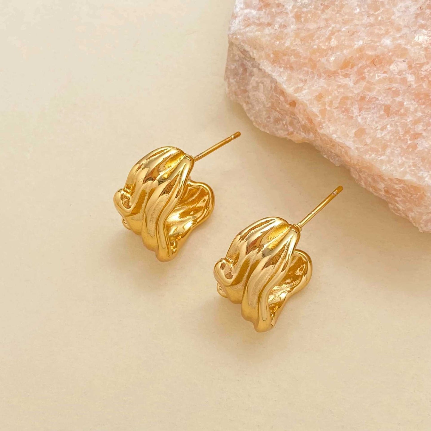 Affordable Luxury Fashion Exquisite Gold Geometric Niche Bag Earrings