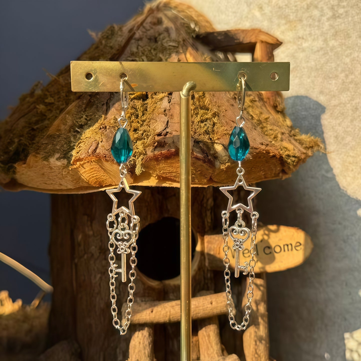 Gothic Five-pointed Star Sapphire Key Halloween Chain Element Earrings