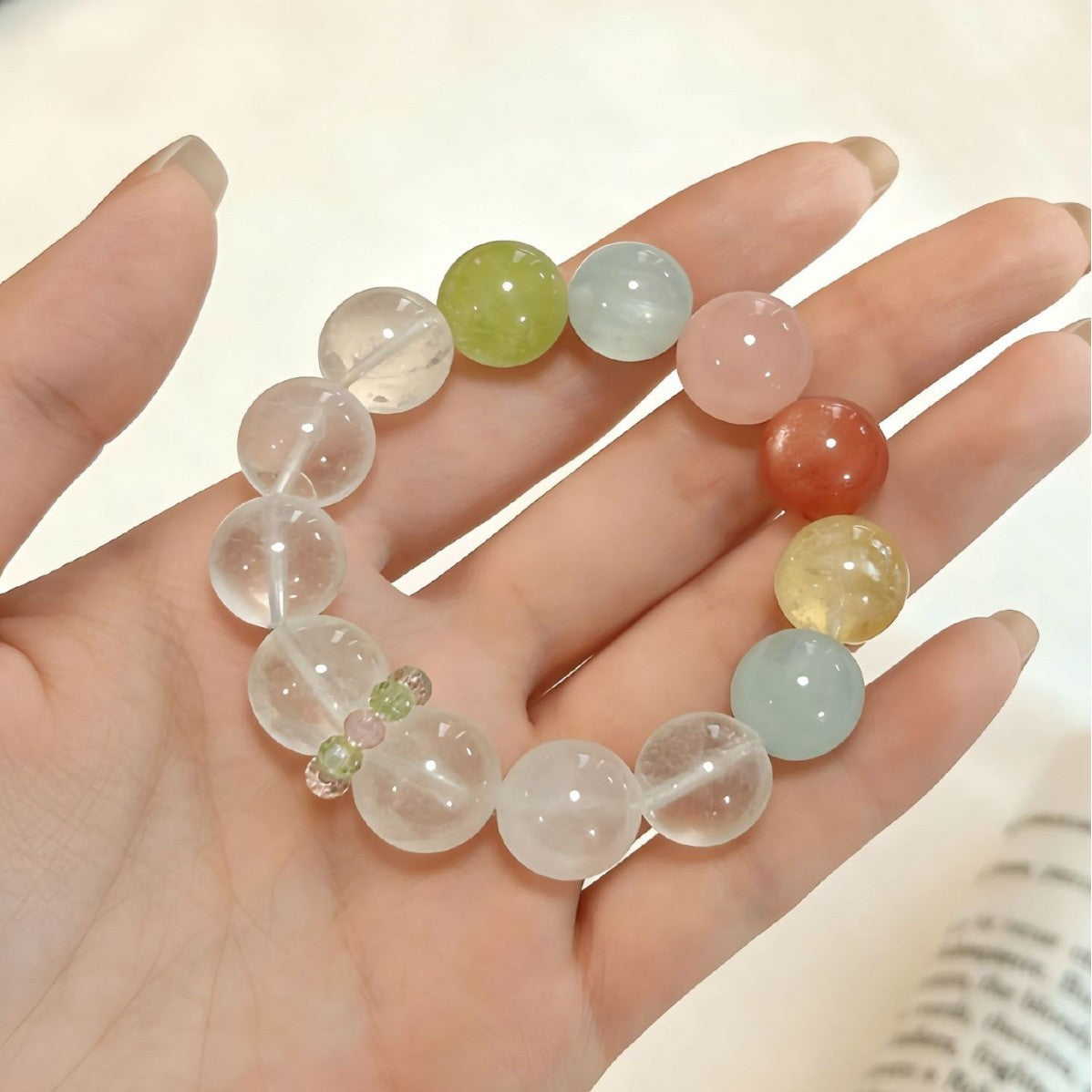 Women's Jardin Monet Artificial Crystal White Ghost Fresh Bracelets