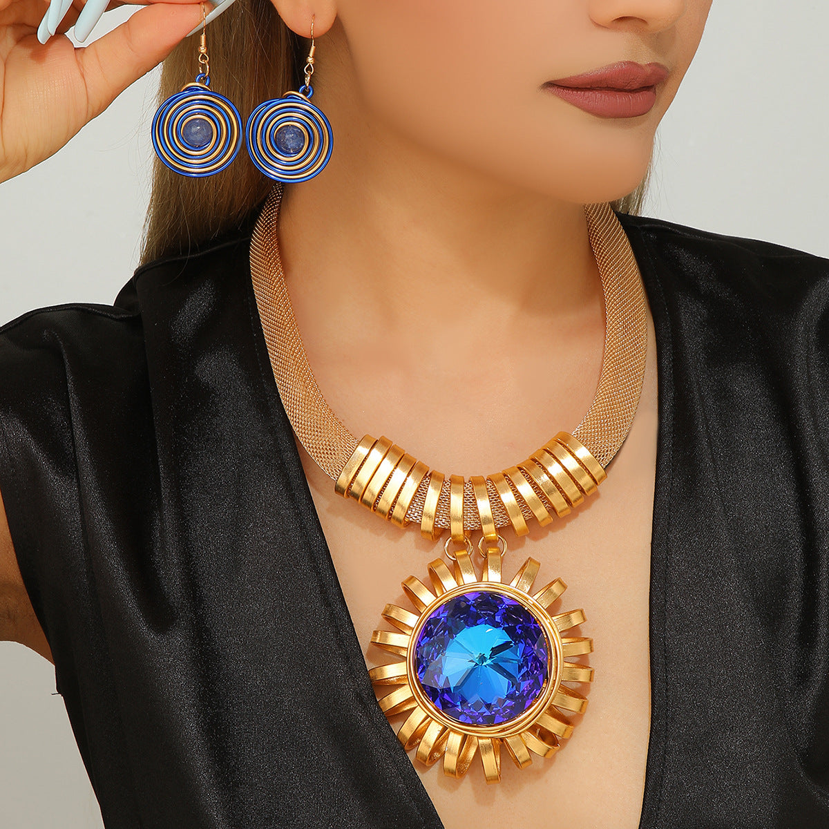 Women's Fashion Luxury Crystal Glass Big Gem Sunflower Suit Jewelry Set