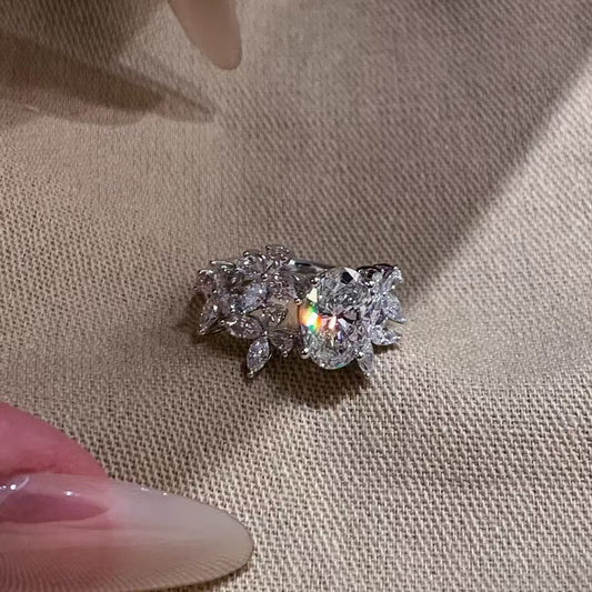Flower Cluster Female Flash Light Luxury Rings