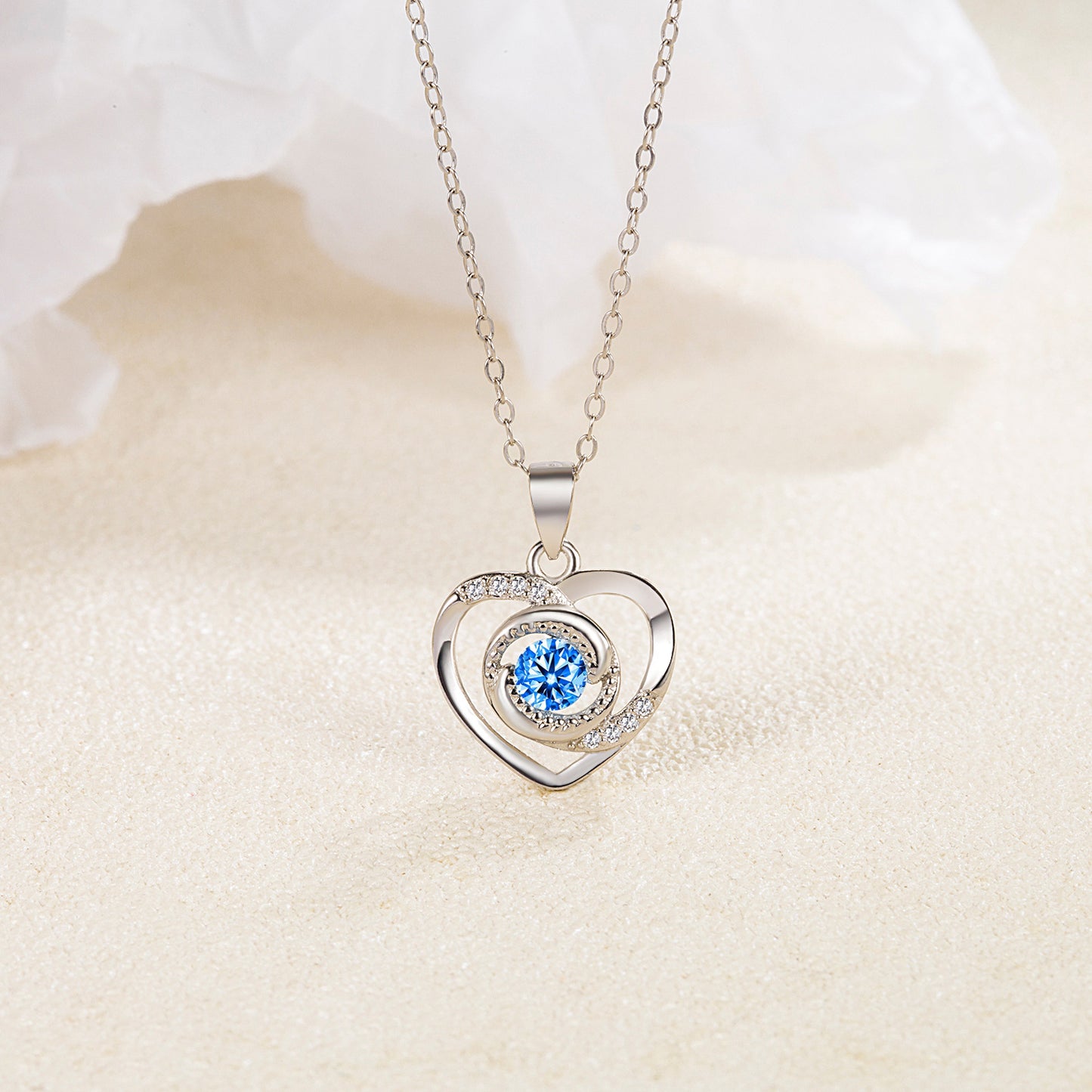 Loving Heart In Sterling Sier Sweet Cool Hot Female Niche Necklace
