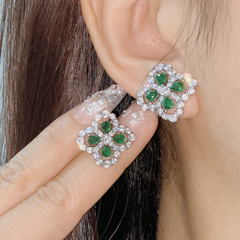 Women's Classic Rainbow Four Leaf Clover Ear Simple Plated Bright Zirconium Jewelry Set