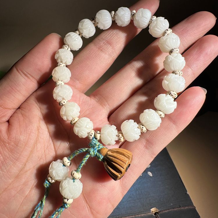 Women's Lotus Beads White Jade Bodhi Buddha Prayer Bracelets