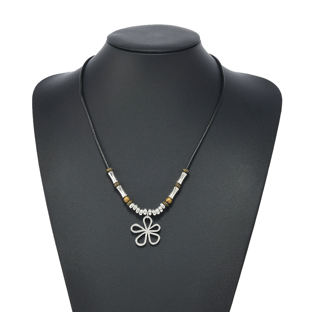 Women's Simple Flower Braided Rope Fashionable Personality Necklace