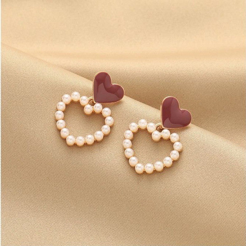Women's Retro Style Red Heart Pearl Light Luxury High-grade Stud Earrings