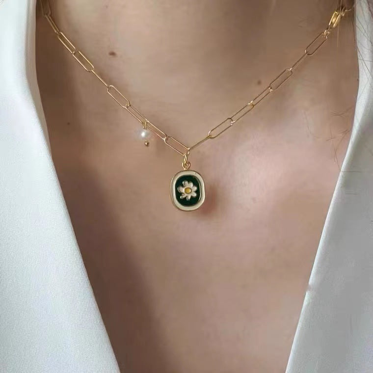Handmade Enamel Chamomile Drip Glazed Short Necklaces