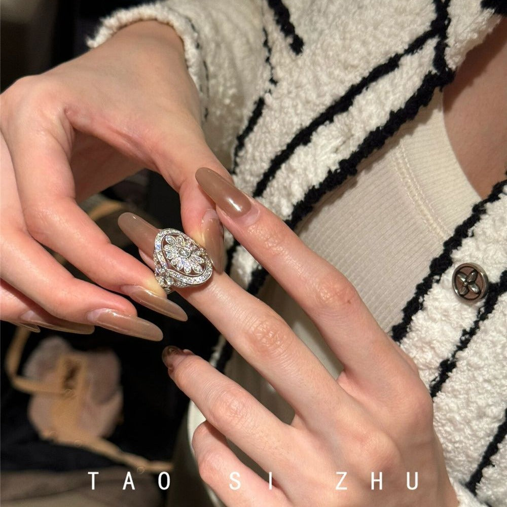 Ancient Micro Inlaid Zircon Flower High Sense Light Luxury Minority Ring