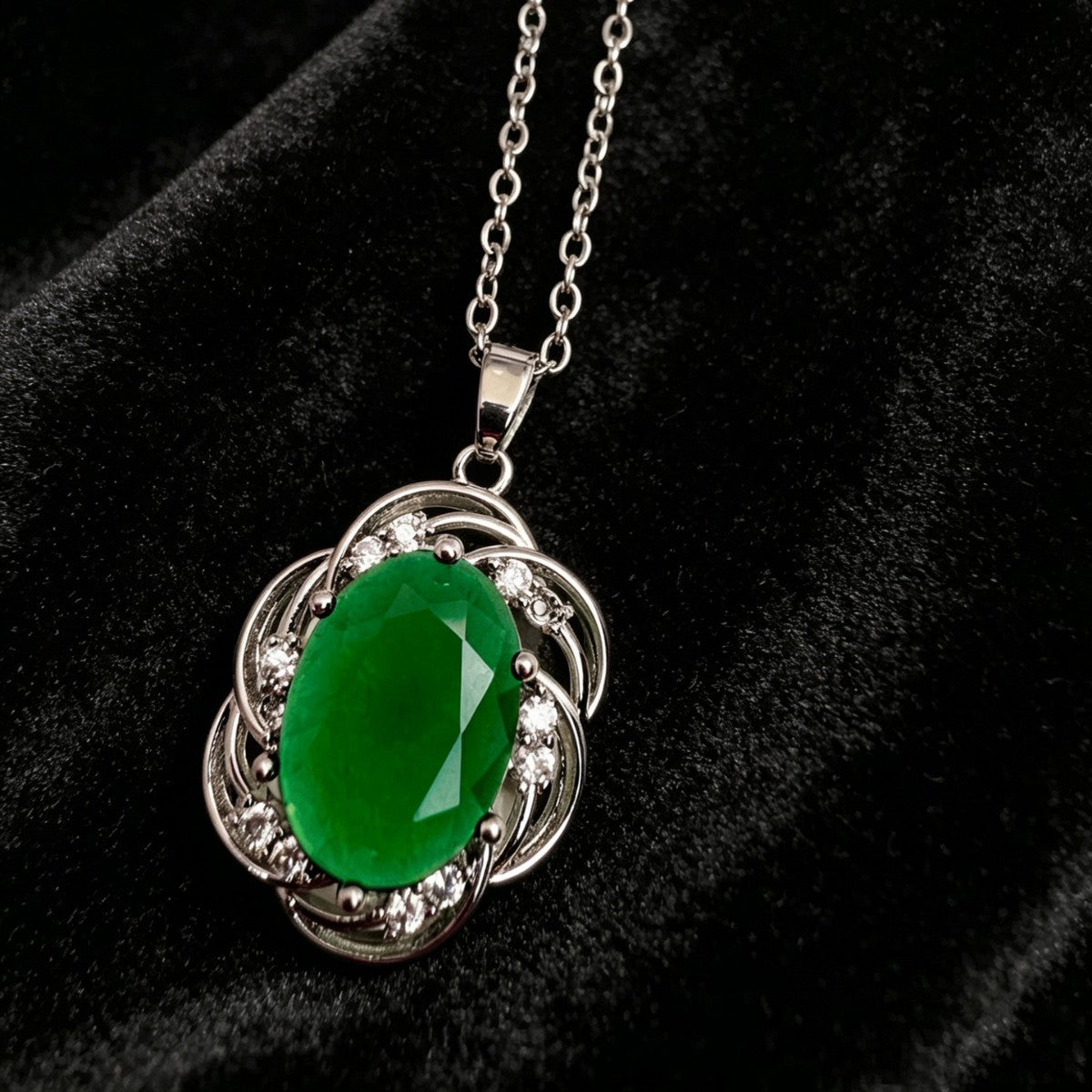 Women's Emerald Micro Inlaid Zircon Water Drop Titanium Steel Necklace