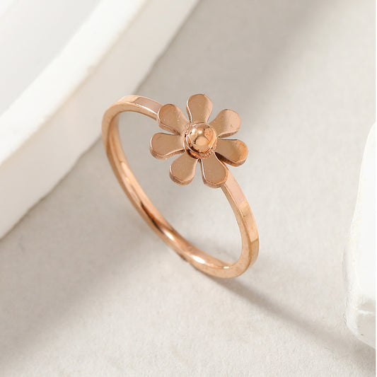 Niche Welding Little Daisy Flower Cold Wind Index Finger Rings