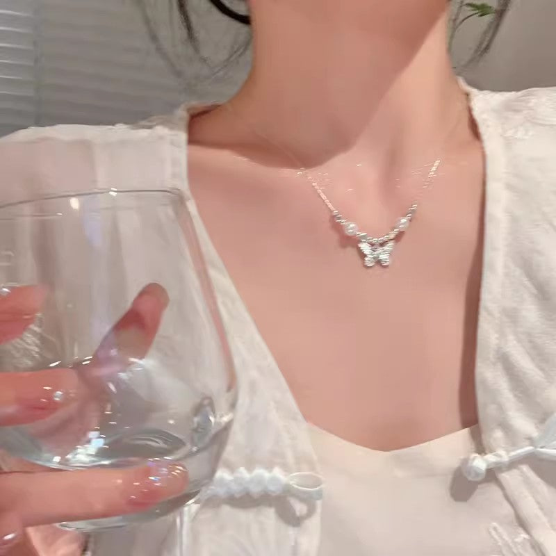 Women's High-grade Butterfly Pearl Style Niche Clavicle Chain Light Luxury Necklaces