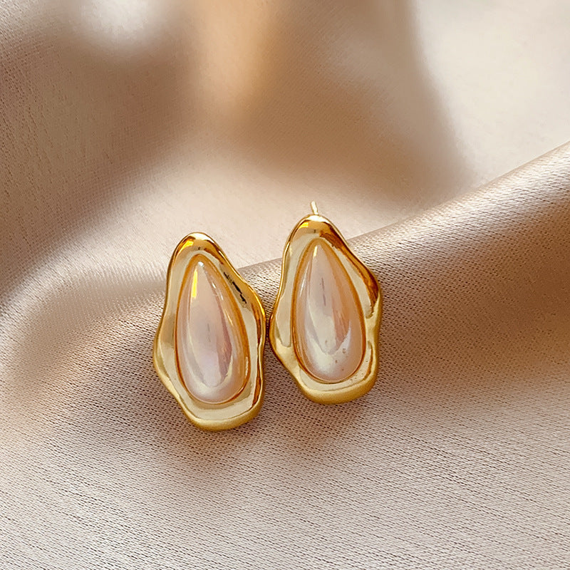 Women's Mermaid Pearl Light Luxury High Sense Ear Clip Simple Earrings