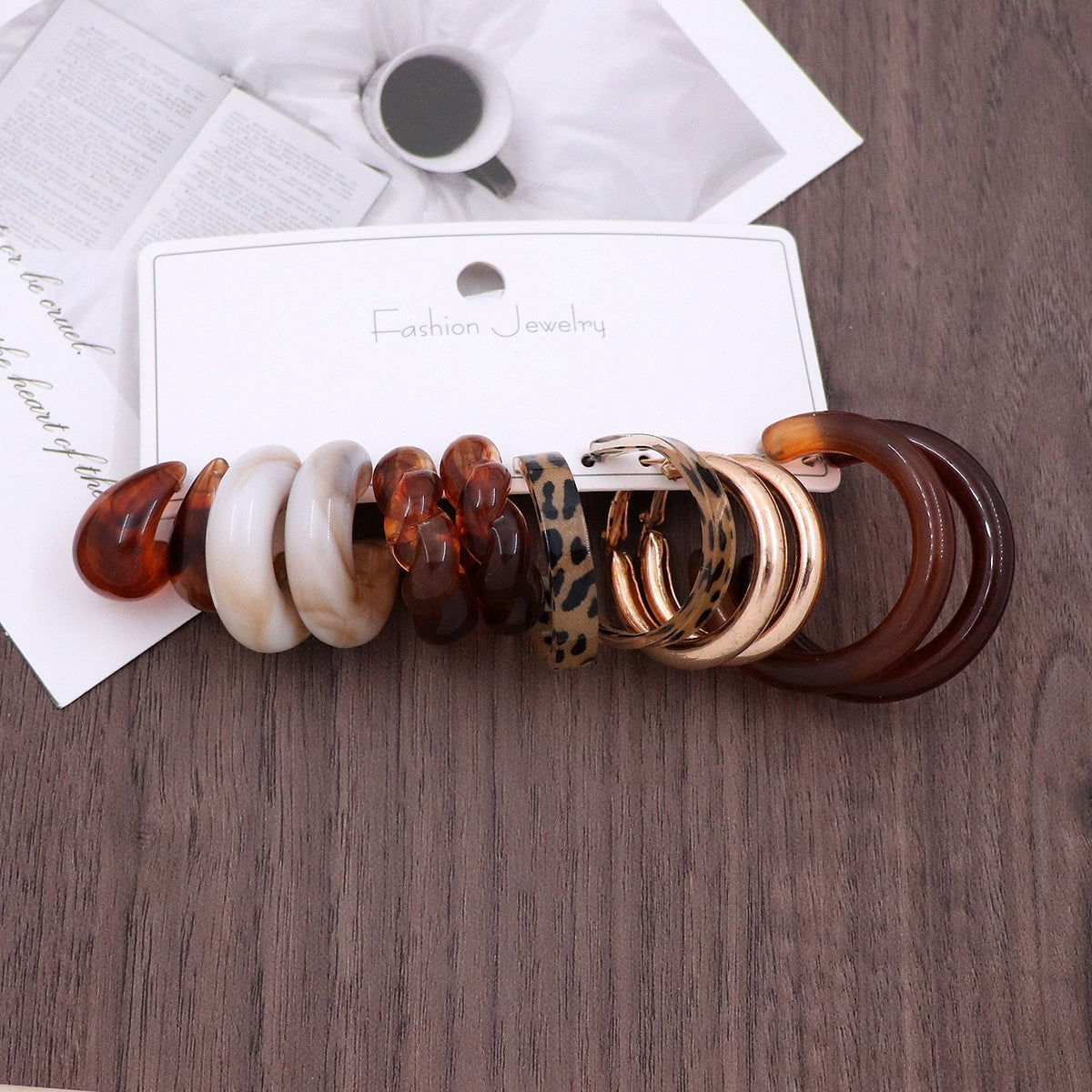Women's Fresh Summer Versatile Acrylic Round Pairs Plastic Earrings
