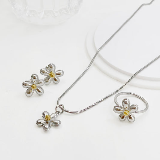 Women's Personality Flower Clavicle Chain Temperament Design Necklace