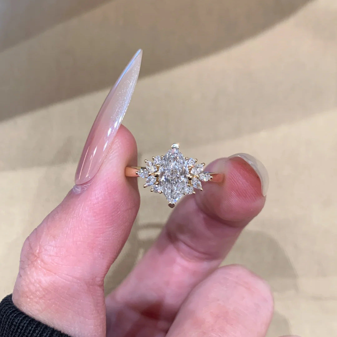 Women's Angel Eyes Light Luxury Versatile For Daily Floating Sparking Zirconium Ring
