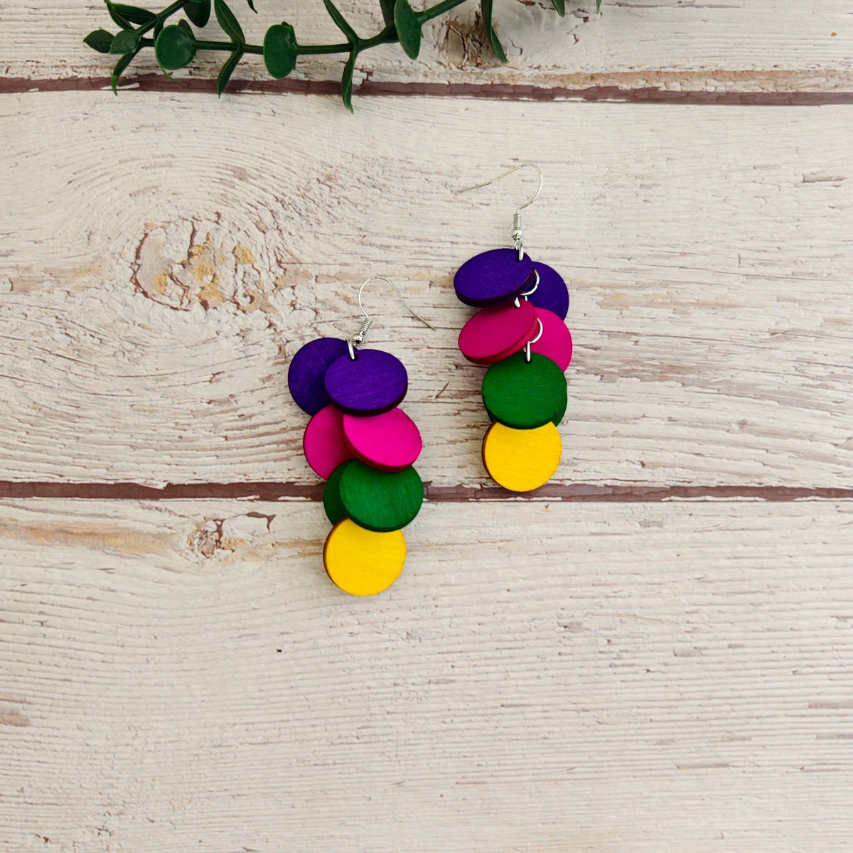 Grape Cluster Fashion Personality Wood Piece Ear Hook