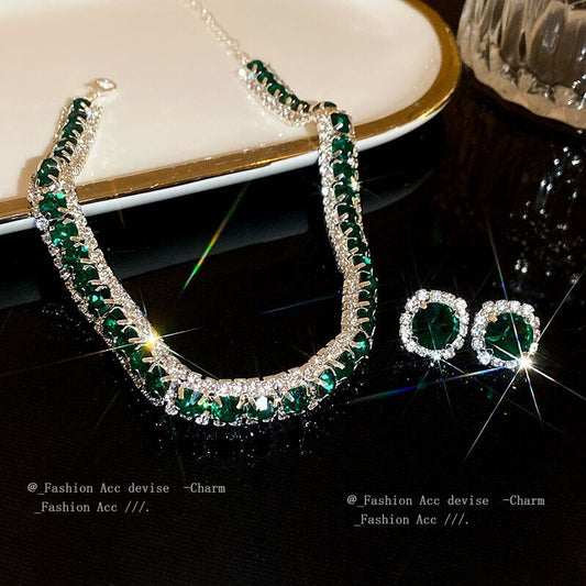 Popular High-grade Retro Temperament Emerald Formal Necklaces