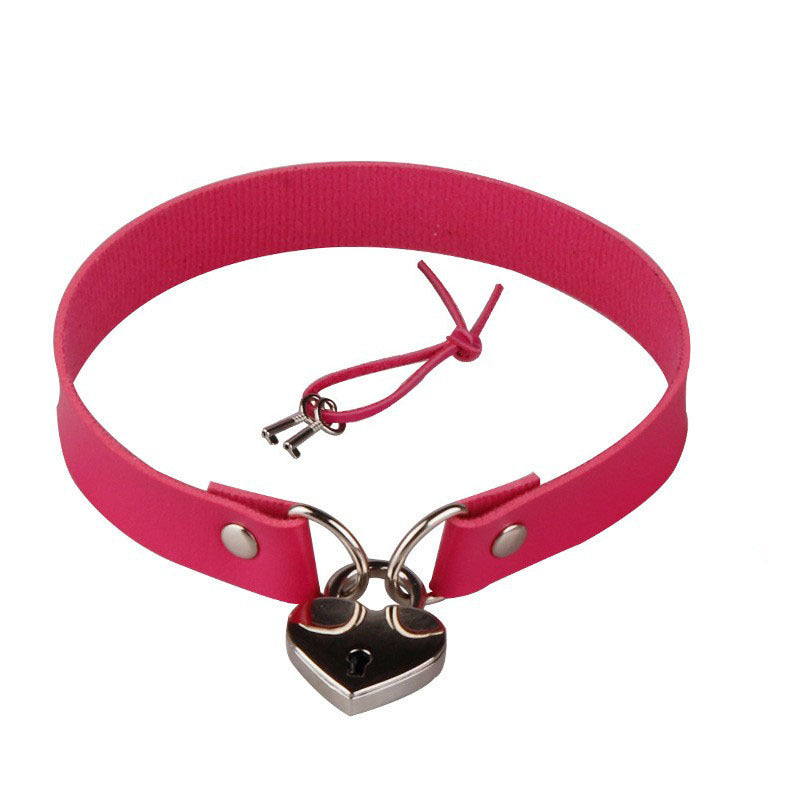 Simple Punk Sexy Bound Peach Heart Lock Necklaces