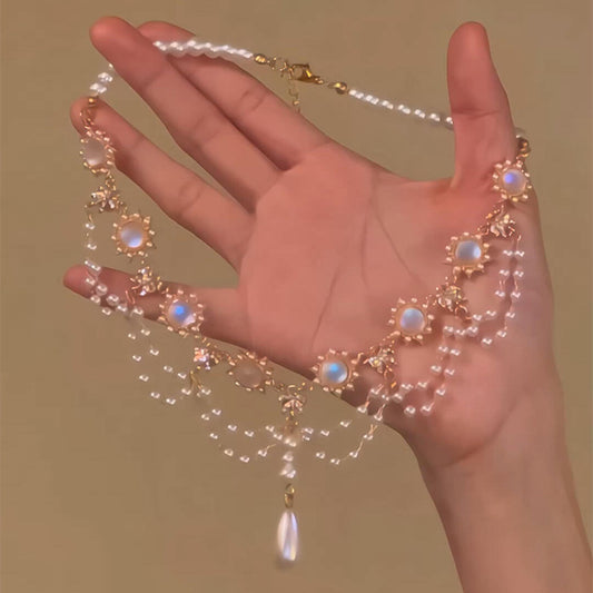 Style Moonstone Pearl Female Escaped Princess Exquisite Light Luxury Necklace