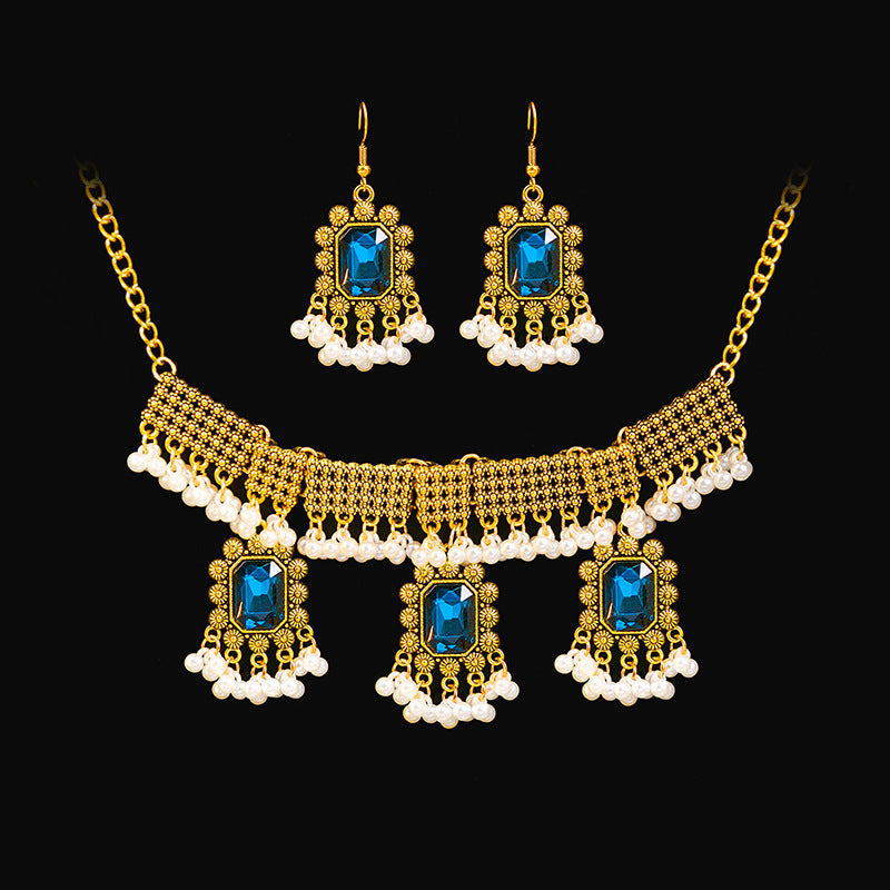 Women's Suite Retro Court French Pearl Water Jewelry Set