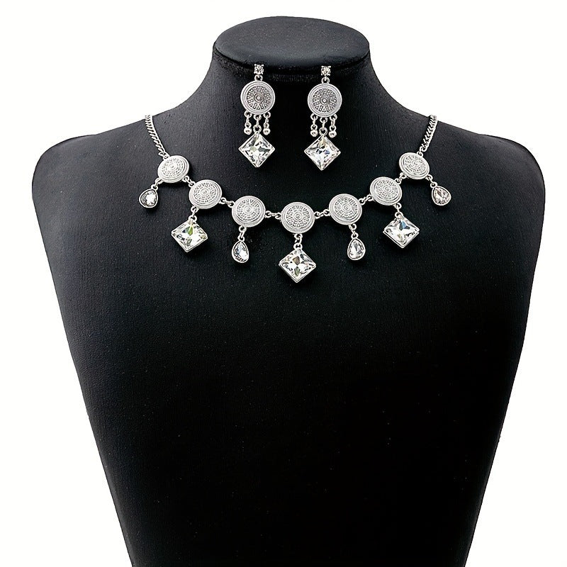 Women's Suite Retro Court French Pearl Water Jewelry Set