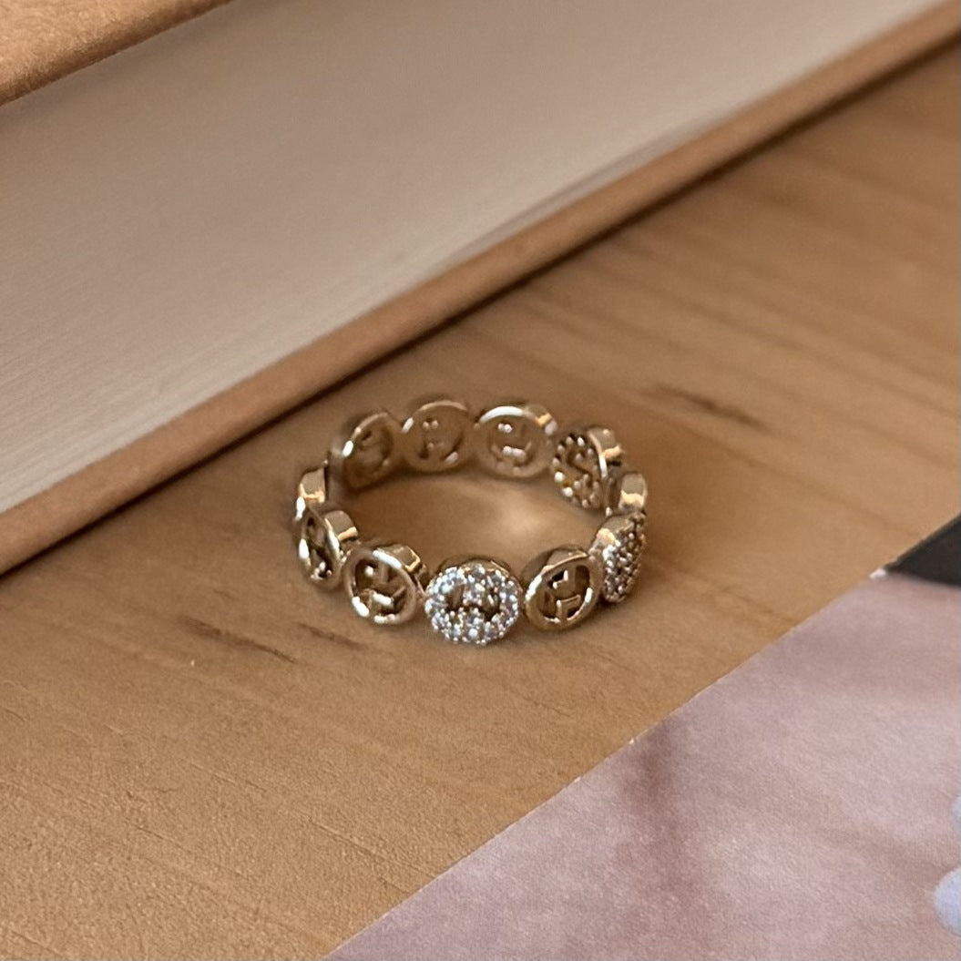 Women's Full Rhinestone Zircon Saturn Niche High-grade Light Ring