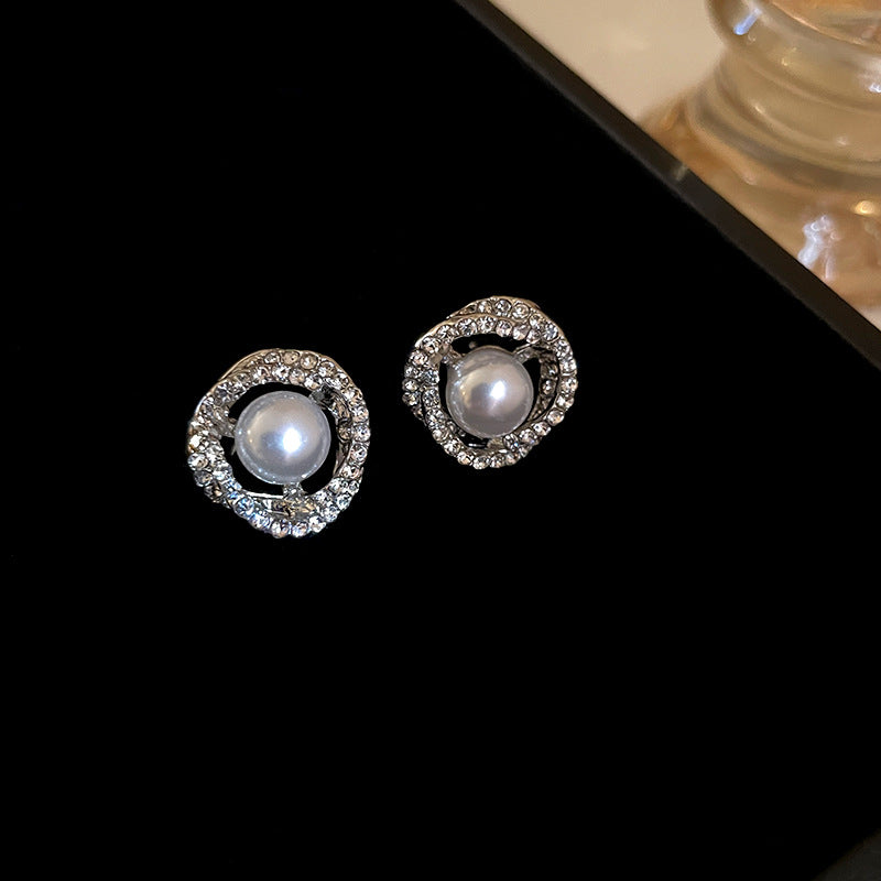 Fashion High-grade Zircon Pearl French Minority Retro Earrings