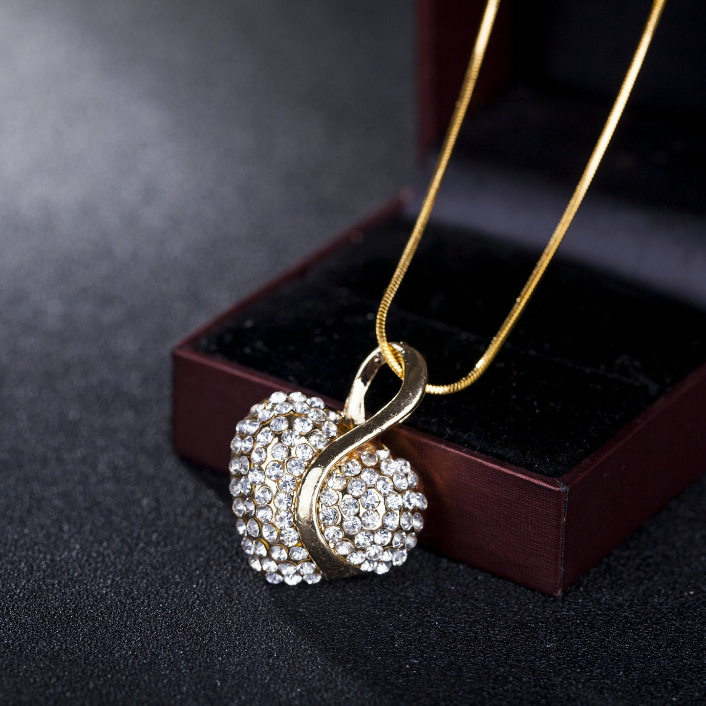 Diamond Peach Heart Suite Stylish Graceful Jewelry Set