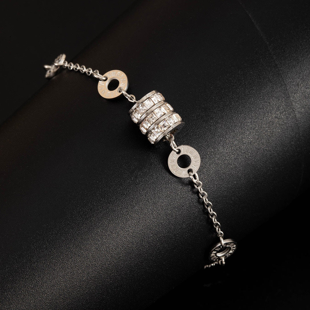 Titanium Steel Summer Light Luxury Minority Fashion Exquisite Bracelets