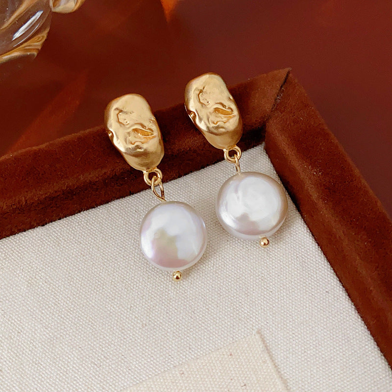 Fashion High-grade Zircon Pearl Niche Retro Earrings