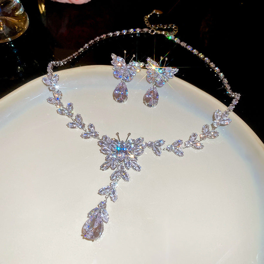 Women's Luxury Minority Clavicle Chain Palace Style Jewelry Set