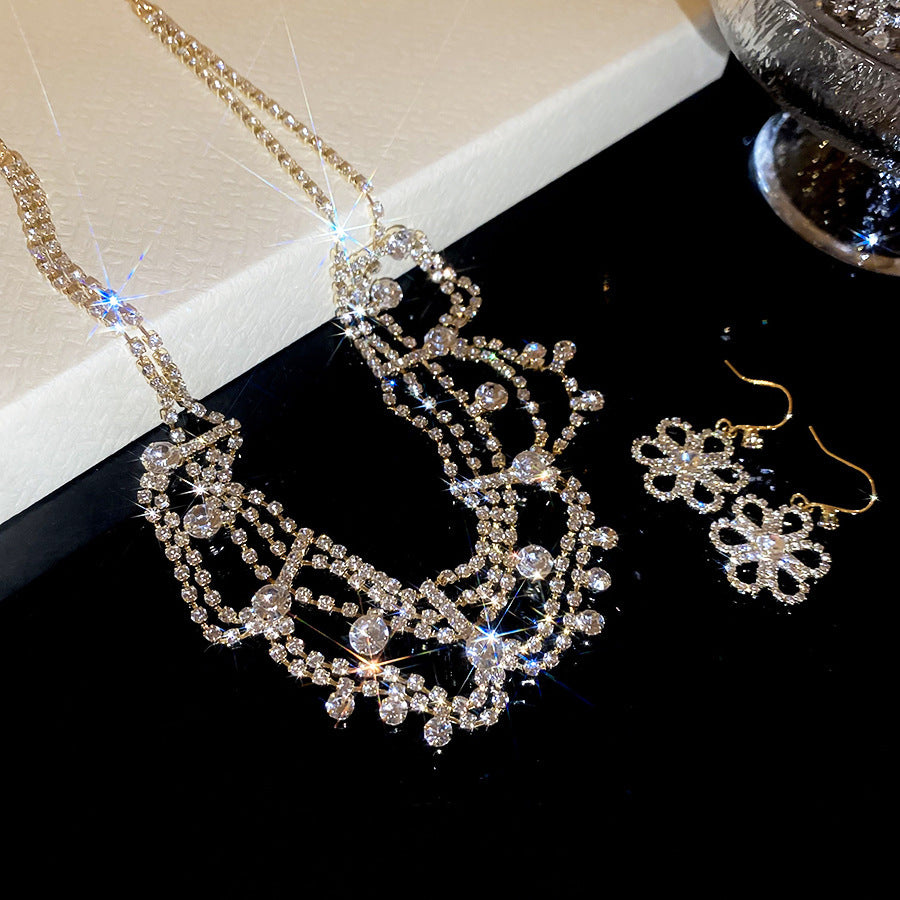 Women's Luxury Minority Clavicle Chain Palace Style Jewelry Set