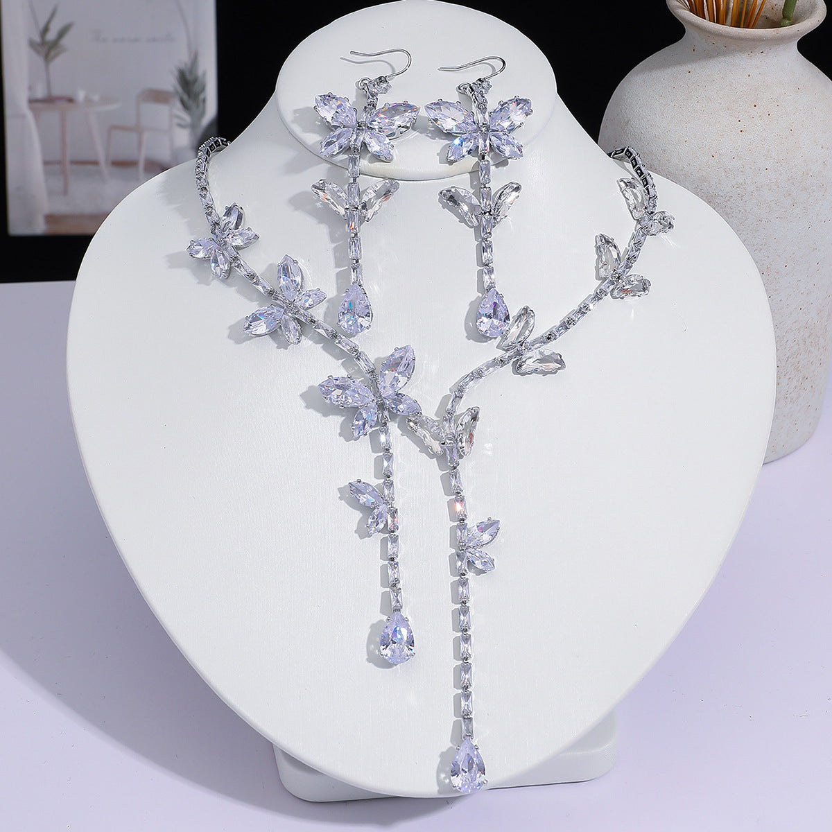 Full Diamond Drop-shaped Temperament The Dinner Party Jewelry Set