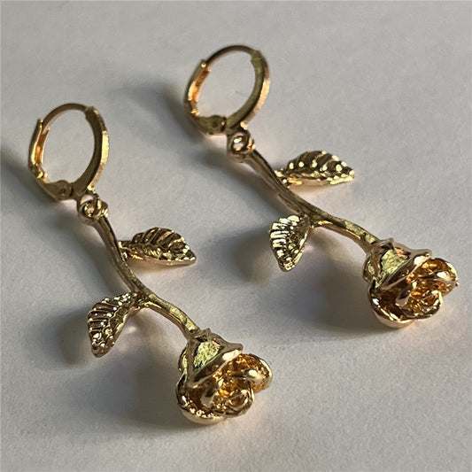 Women's Fashion Simple Retro Style Three-dimensional Rose Butterfly Eardrops Trendy Classic Earrings