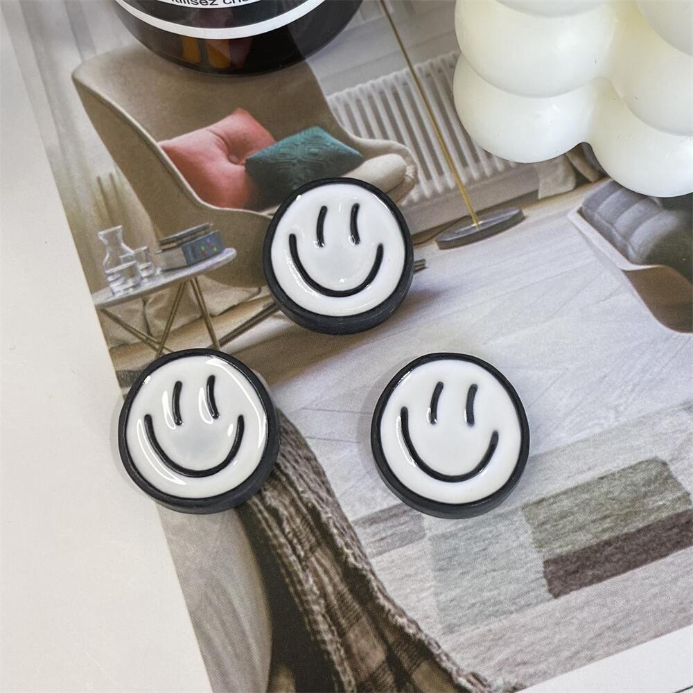 Cool Beautiful Phone Case Cream Glue Jewelry Accessories