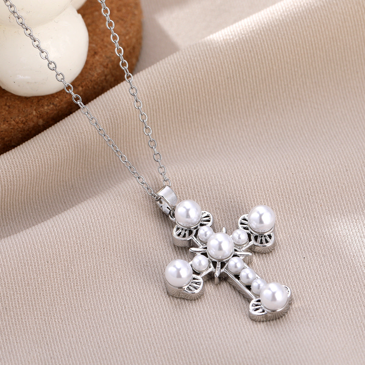 Vintage Cross O-shaped Chain Micro Inlaid Zircon Pearl Necklaces