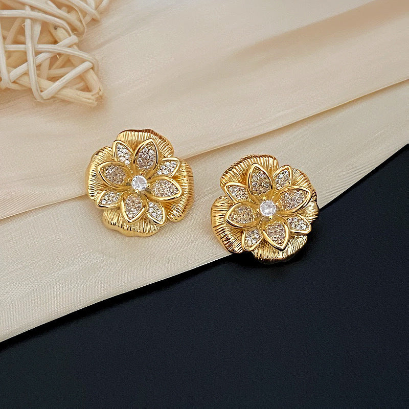 Women's Sier Needle Flower Color Zircon Mori Sweet Fashion Earrings