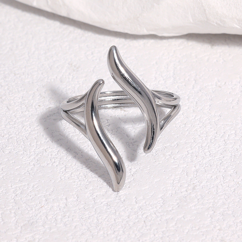 Women's Simple Cold Style Stainless Steel Gold Plated Waterproof Rings